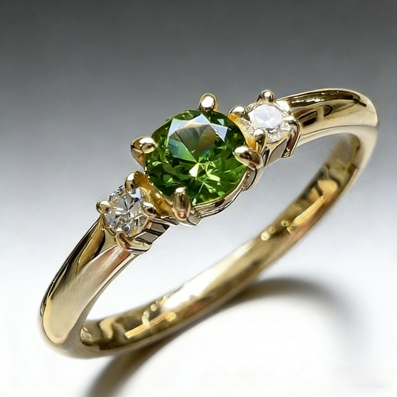 Women's Stylish Four-Prong Setting Ring for Daily Wear